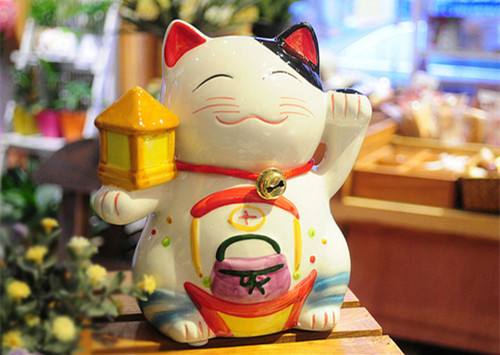 長(zhǎng)沙店面裝修中招財(cái)貓的作用！