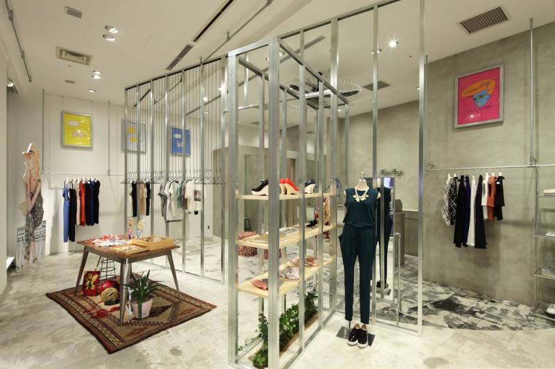 服裝店面裝修設(shè)計(jì) 服裝店簡(jiǎn)單裝修設(shè)計(jì)