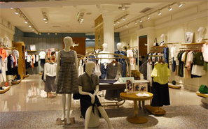 長(zhǎng)沙服裝店裝修之時(shí)尚服裝店的想法和布局