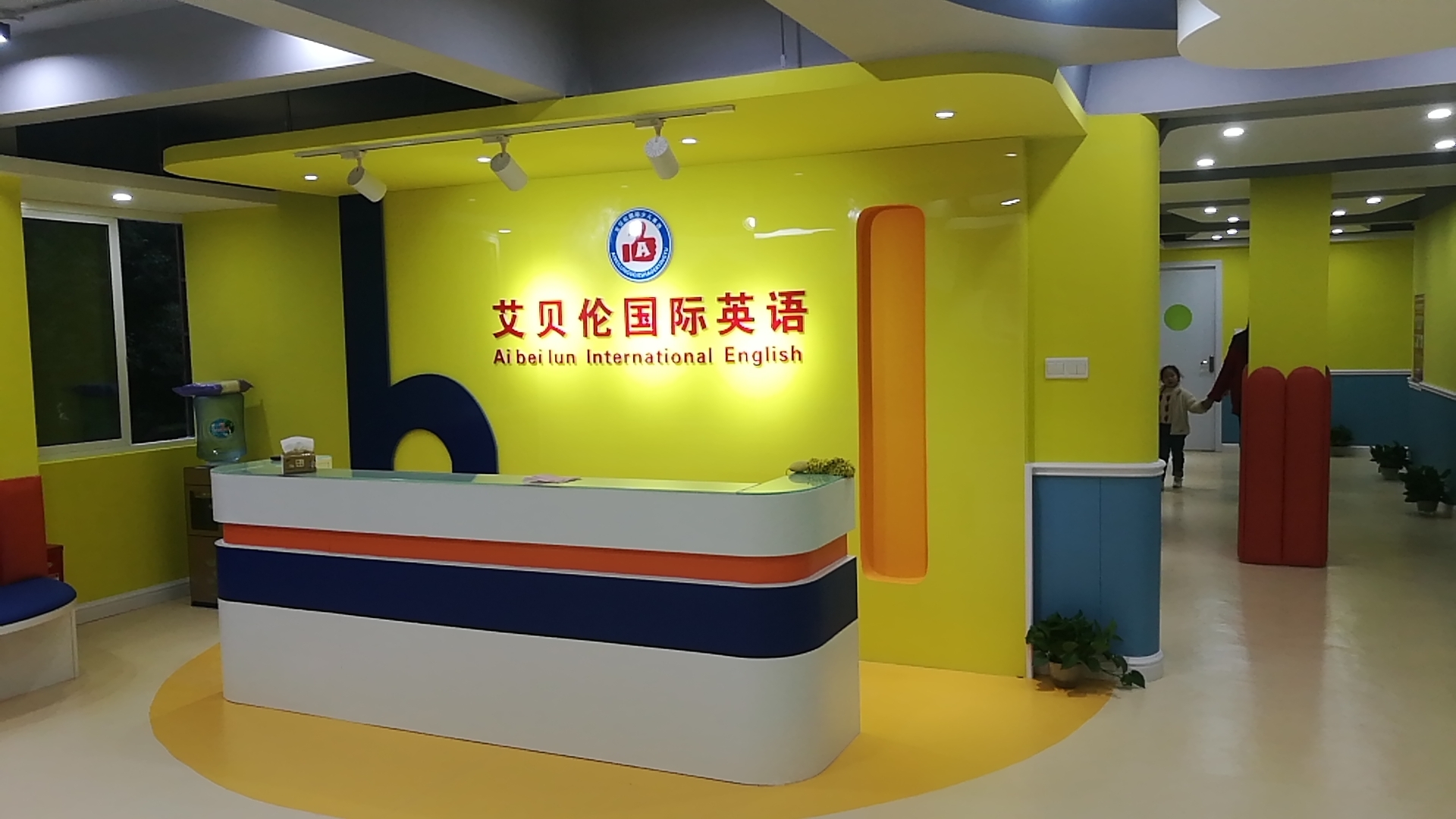 長沙店面裝修中如何最大化的還原設(shè)計(jì)效果？