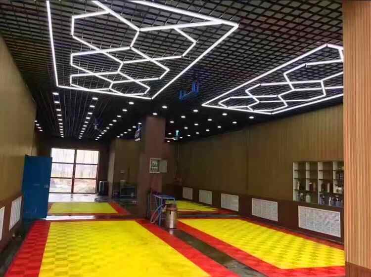 長(zhǎng)沙汽車美容店裝修
