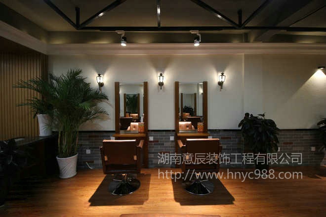 長(zhǎng)沙理發(fā)店裝修四種設(shè)計(jì)風(fēng)格！總有一款適合