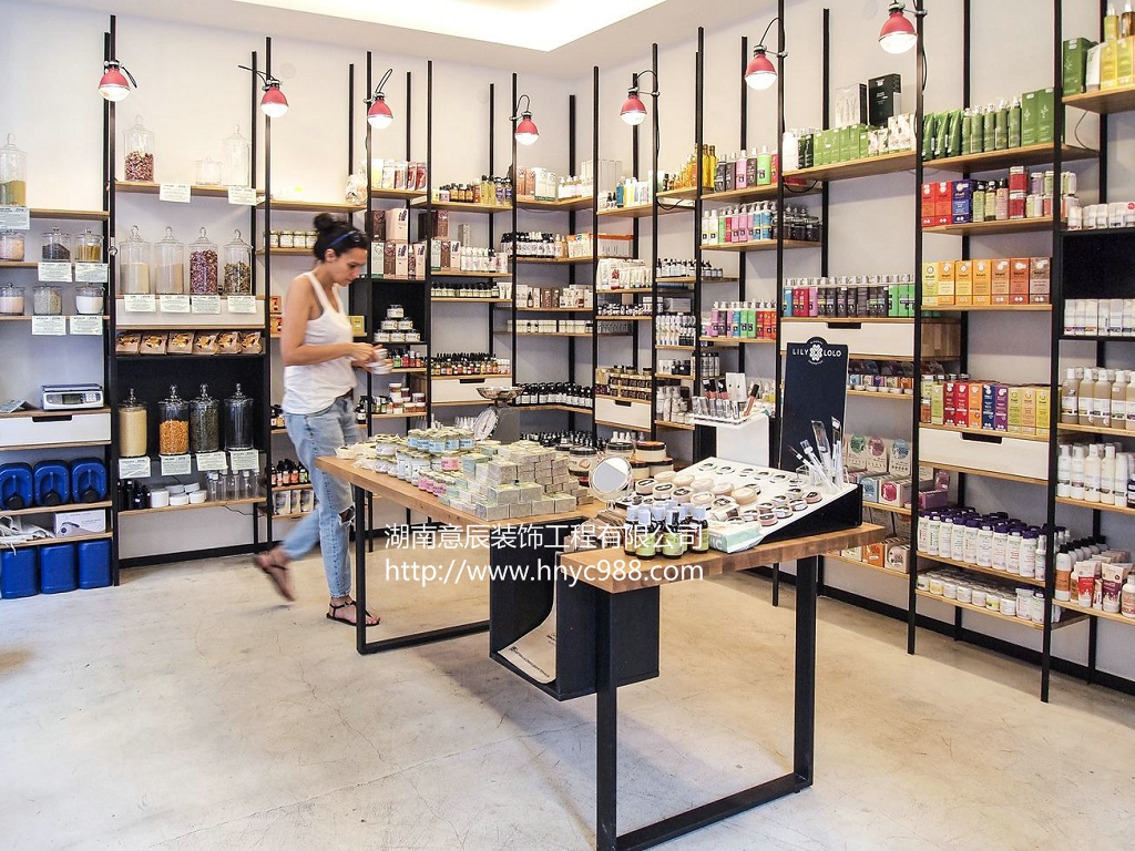 長(zhǎng)沙化妝品店如何設(shè)計(jì)？這三點(diǎn)很重要！