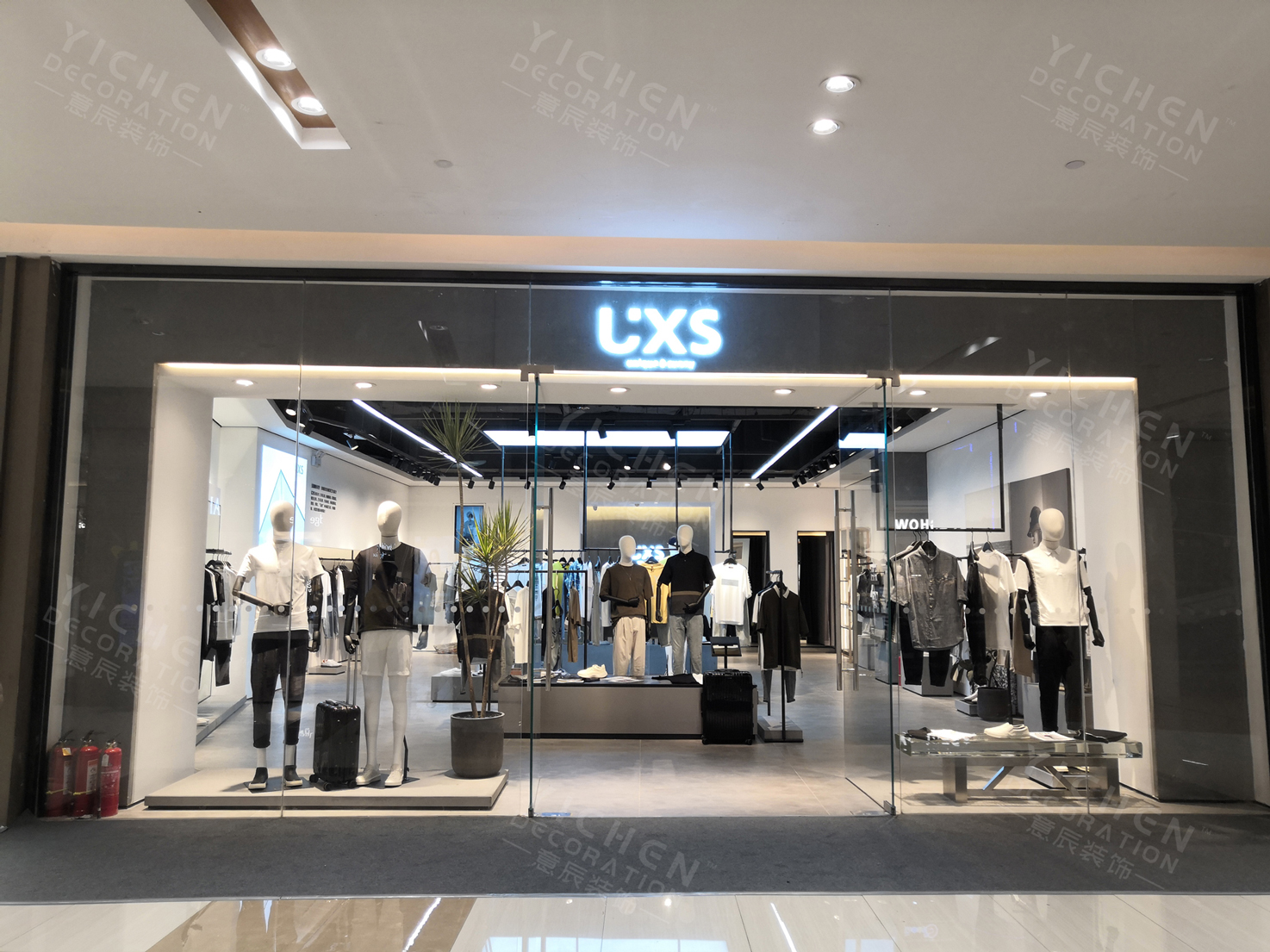 UXS男裝品牌店門頭