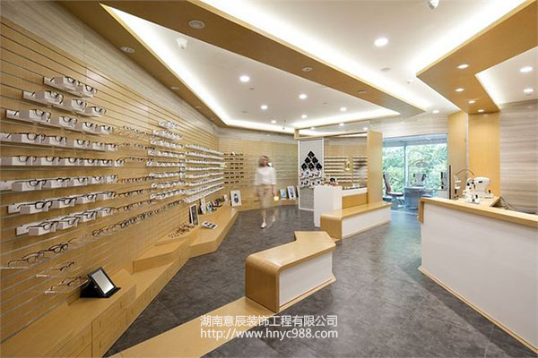 眼鏡店門頭設(shè)計(jì)好了，你也可以逆勢(shì)翻盤！