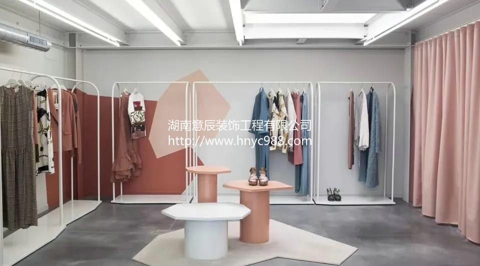 “建筑裝置”式男裝店設(shè)計