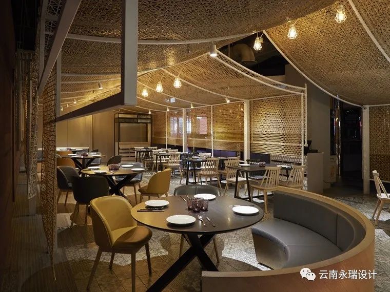 長沙泰式餐廳裝修設(shè)計 縱享濃郁風(fēng)情！