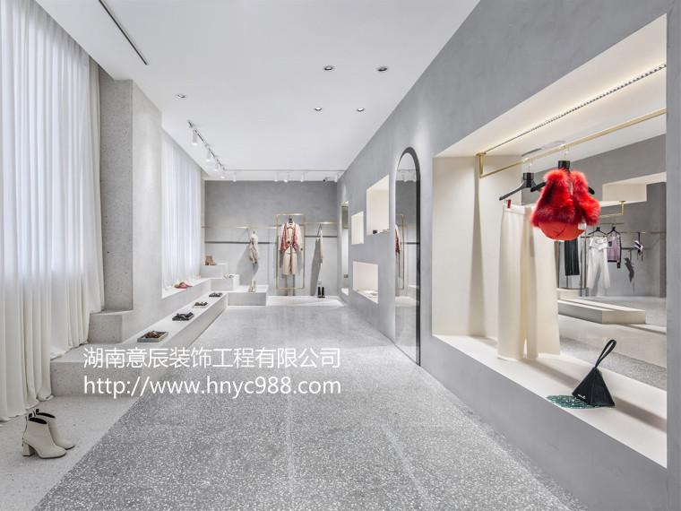 長沙服裝店如何裝修？時(shí)尚女裝店案例賞析