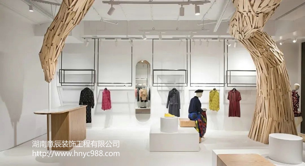 長沙服裝店裝修五大注意事項,展現(xiàn)服裝魅力！