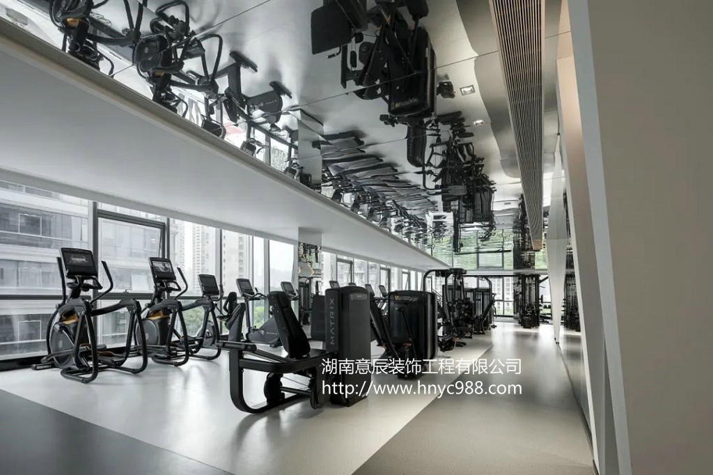 長(zhǎng)沙健身房如何裝修設(shè)計(jì)？在運(yùn)動(dòng)中享受極簡(jiǎn)美學(xué)！