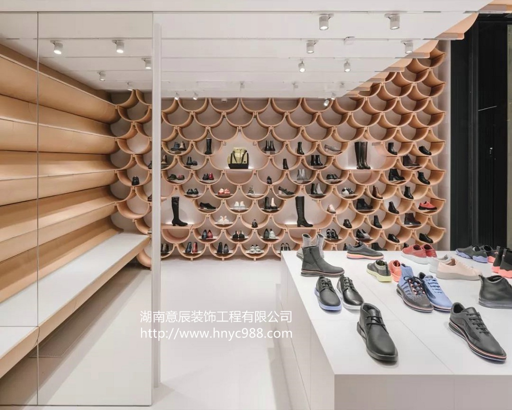 長沙專賣店裝修設(shè)計,如何讓你的店鋪脫穎而出！