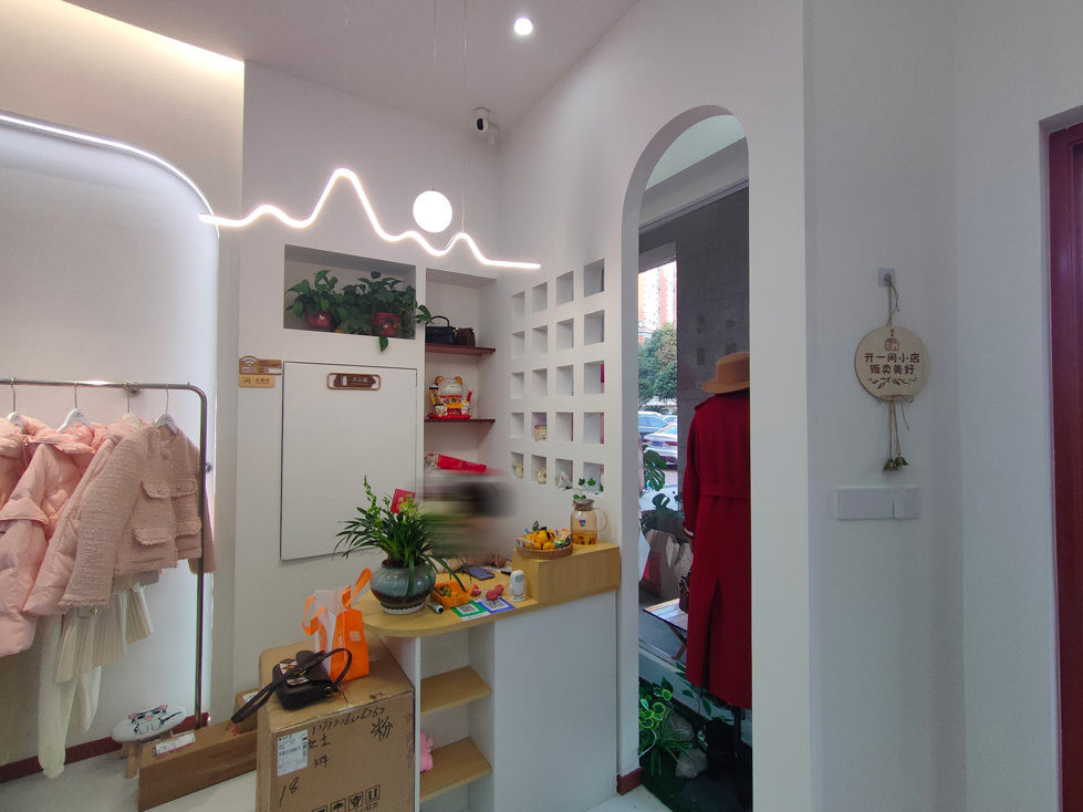 女裝店裝修設(shè)計(jì)