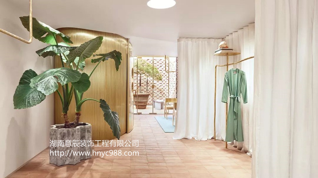 長沙服裝店裝修設(shè)計：打造獨具魅力女裝店！